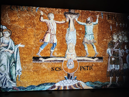 Mosaico da crucificação de São Pedro