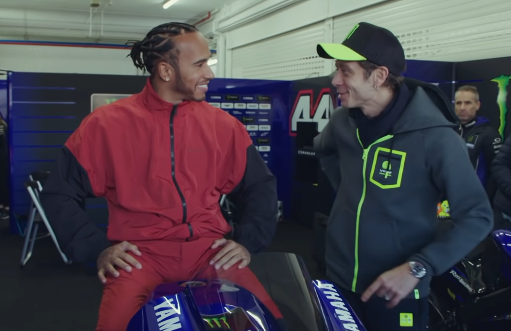 Valentino Rossi e Lewis Hamilton