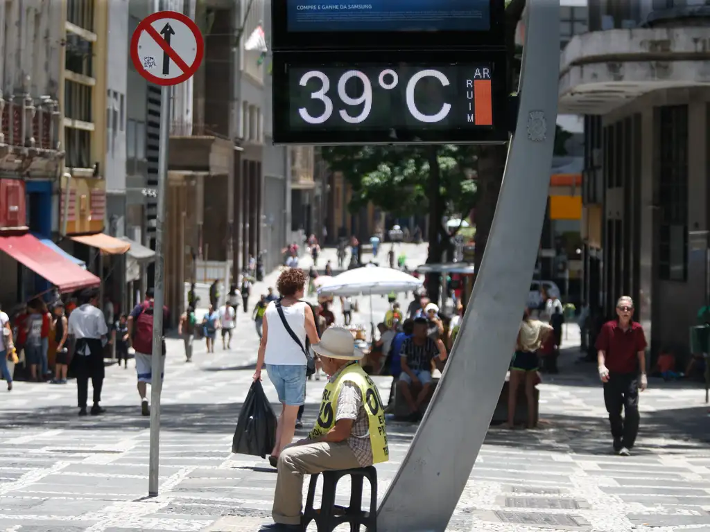 Artigo de pesquisadores da USP aponta diferença de 4°C entre bairros da Grande São Paulo