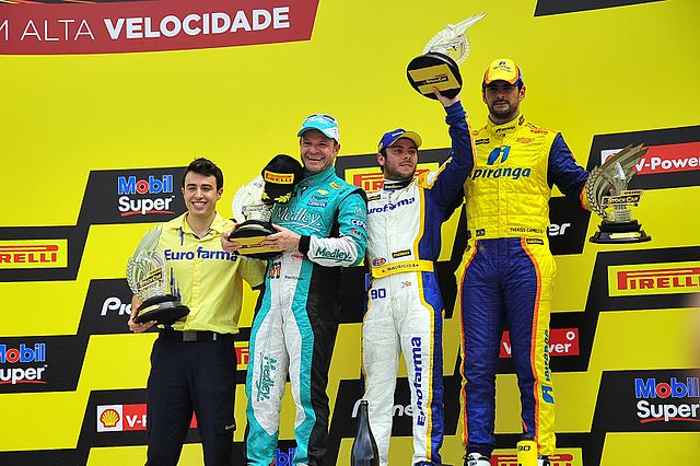 Rubinho no pódio da Stock Car