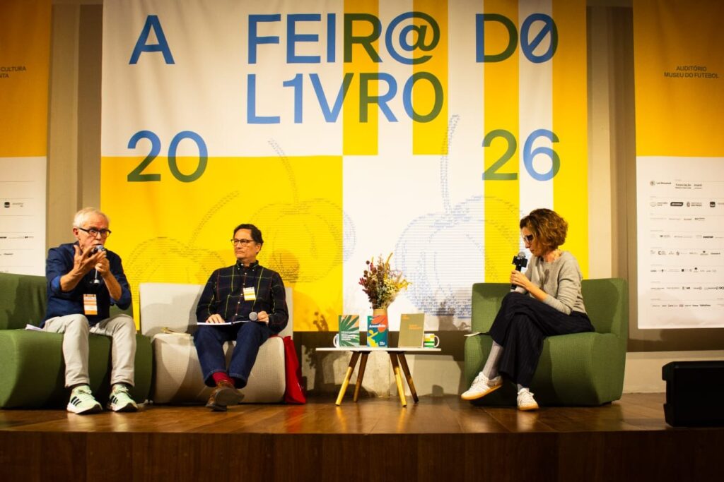 Autores em mesa discutem Amazônia