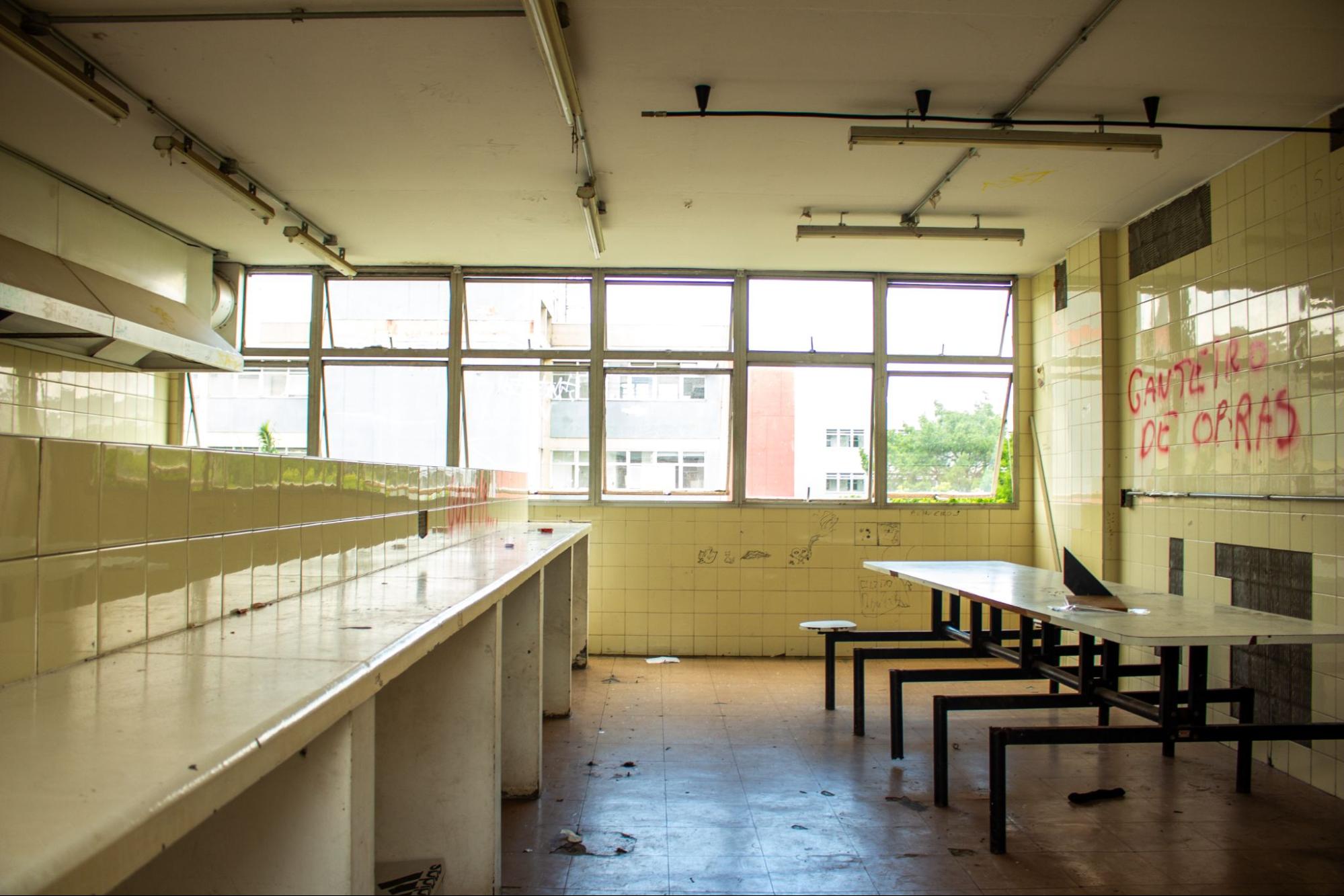 Na imagem, o uma sala localizada no campus butantã