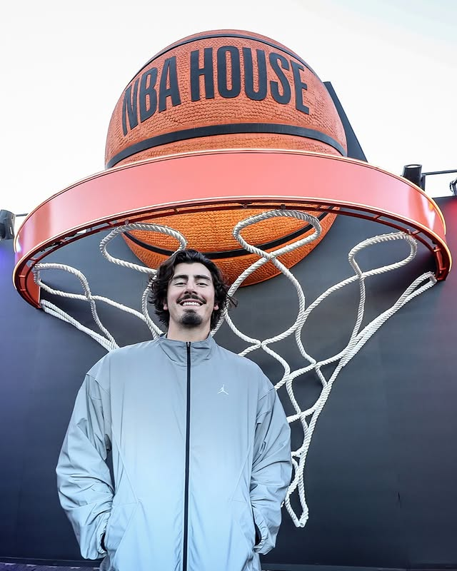 Jaime Jaquez Jr. presente na NBA House