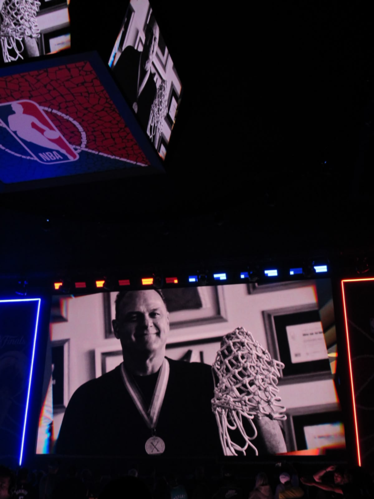 Homenagem a Oscar Schmidit na NBA House