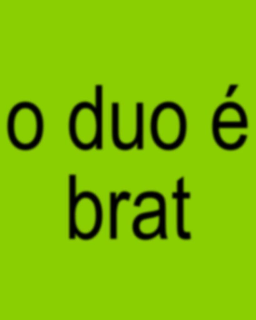 na mesma estética do álbum — fundo verde-limão com tipografia sem serifa — ao invés do nome do trabalho a frase "o duo é brat" foi inserida como forma de publicidade do aplicativo de idiomas duelingo, tamb´m conhecido por possuir prdominância di verde em sua identidade visual
