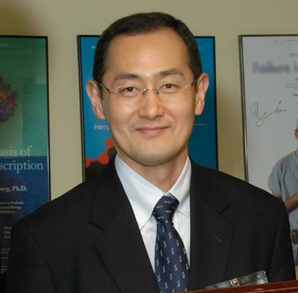 Foto do homem Shinya Yamanaka.