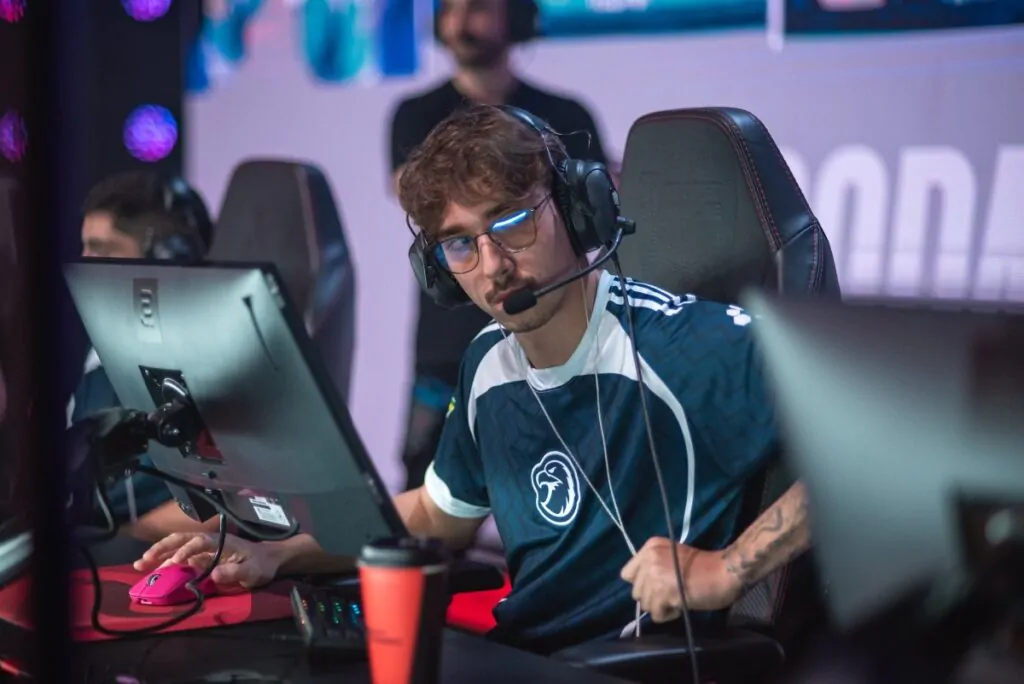 Atleta de e-sports Muzi