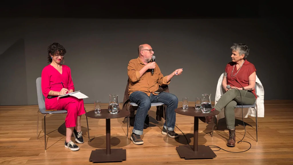 Debate "Os outros no Brasil ontem e hoje", com Xico Sá (no centro) e Milly Lacombe (na direita).