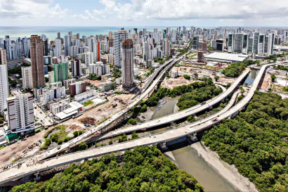 Cidade de Recife vista de cima.
